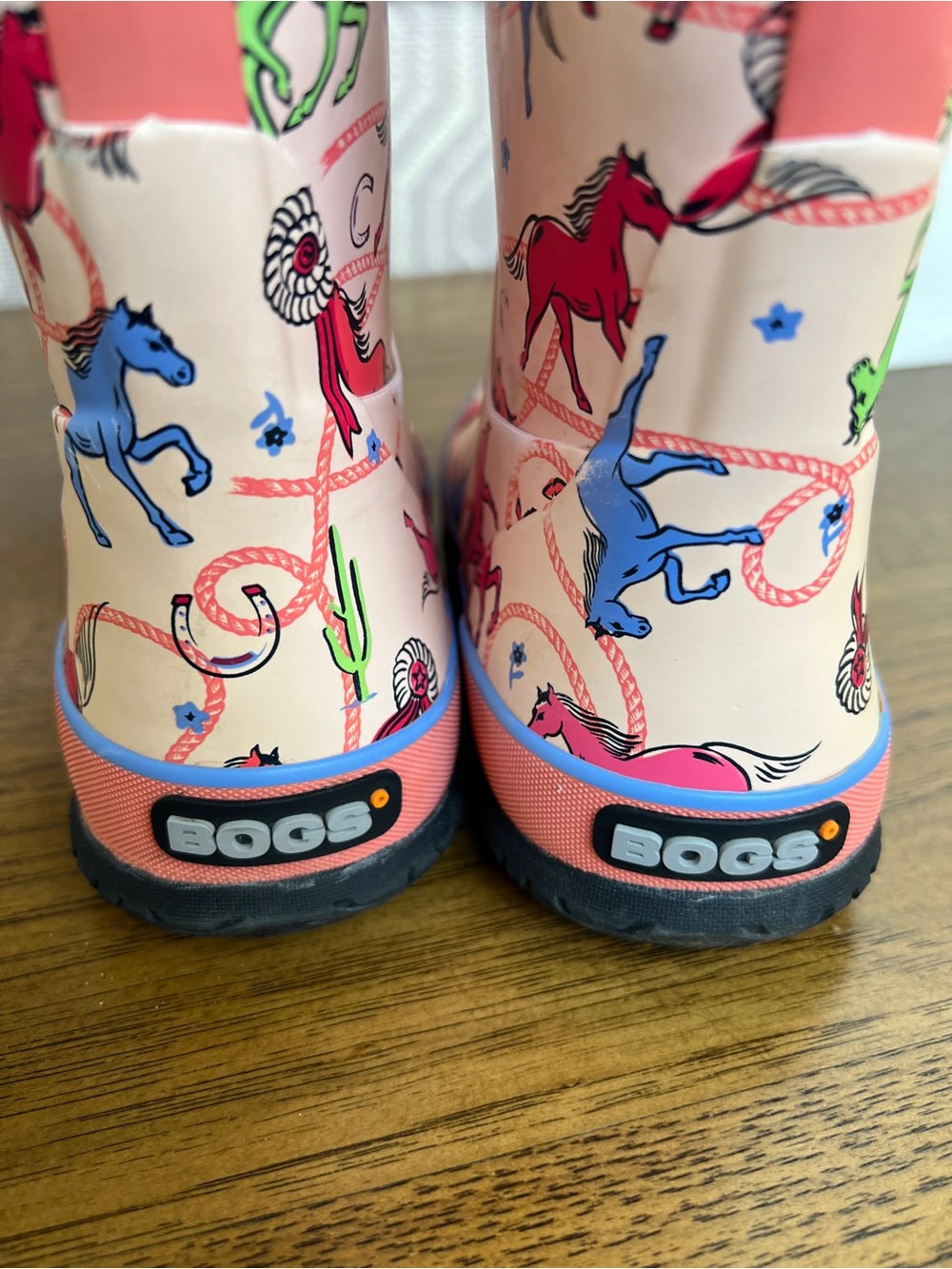 EUC Girls Pink Horse Bogs Rain Boots - 11 - Picture 5 of 11